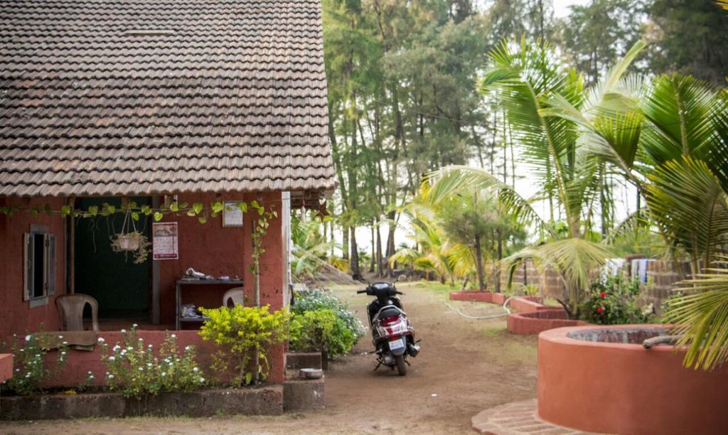 Samarth Atc-Beach Home Stay Ratnāgiri エクステリア 写真